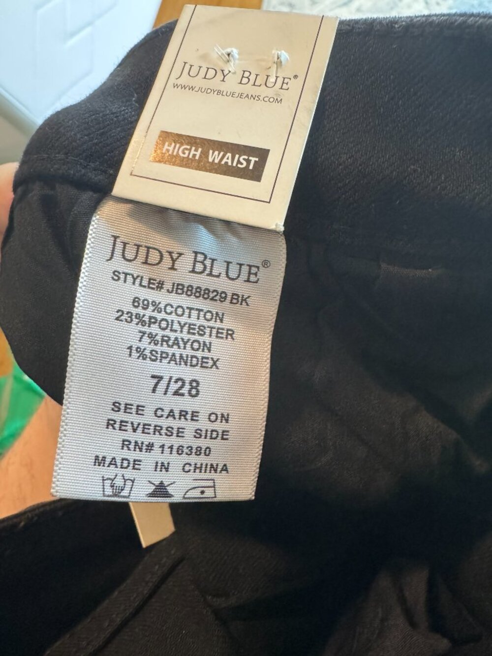 Judy Blue Black High Rise Button Fly Wide Leg Crop Jeans Size 7/28 NWT (JB26) - Picture 5 of 5
